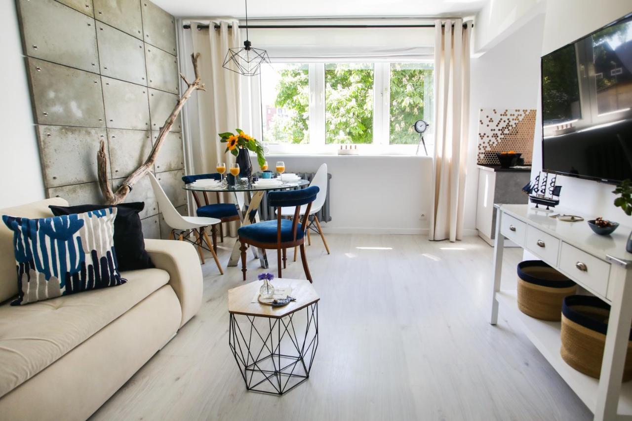 Apartament Szaro Na Bialym Władysławowo エクステリア 写真